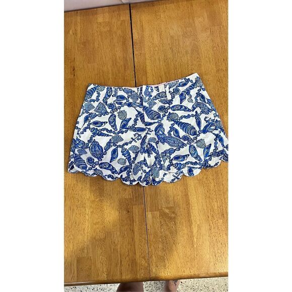 LILLY PULITZER BLUE SEA SHELL SCALLOPED TRIM SHORTS WOMENS SIZE 00 - Picture 2 of 9